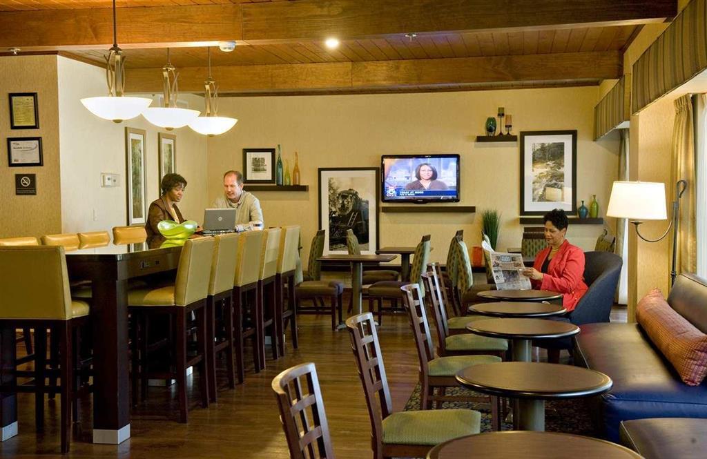 Hampton Inn Atlanta-Stone Mountain Restaurant foto